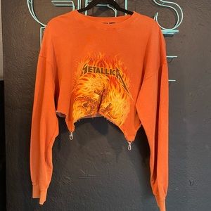❌SOLD❌Metallica crop sweatshirt